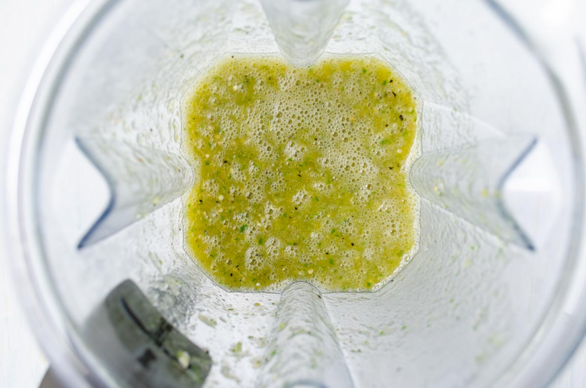 salsa verde in a blender