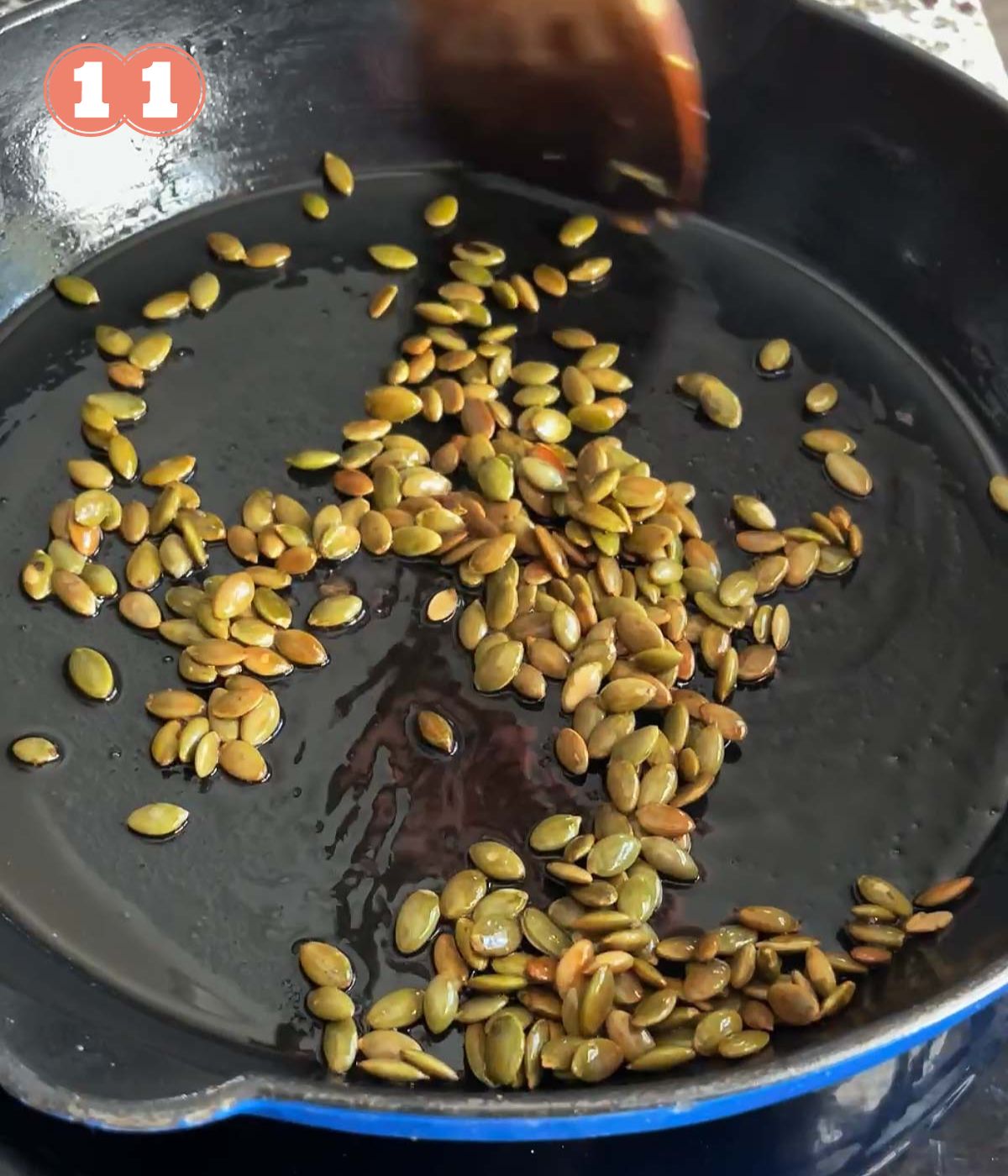 pumpkin seeds toasting